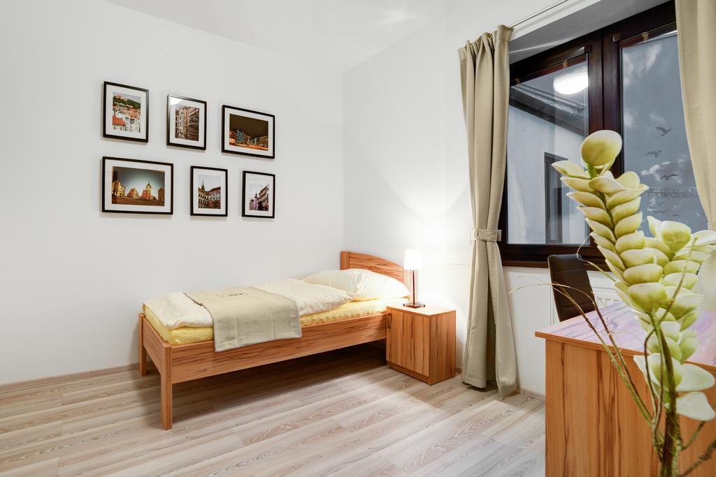 Penzion Kralovska Cesta ブルノ 部屋 写真