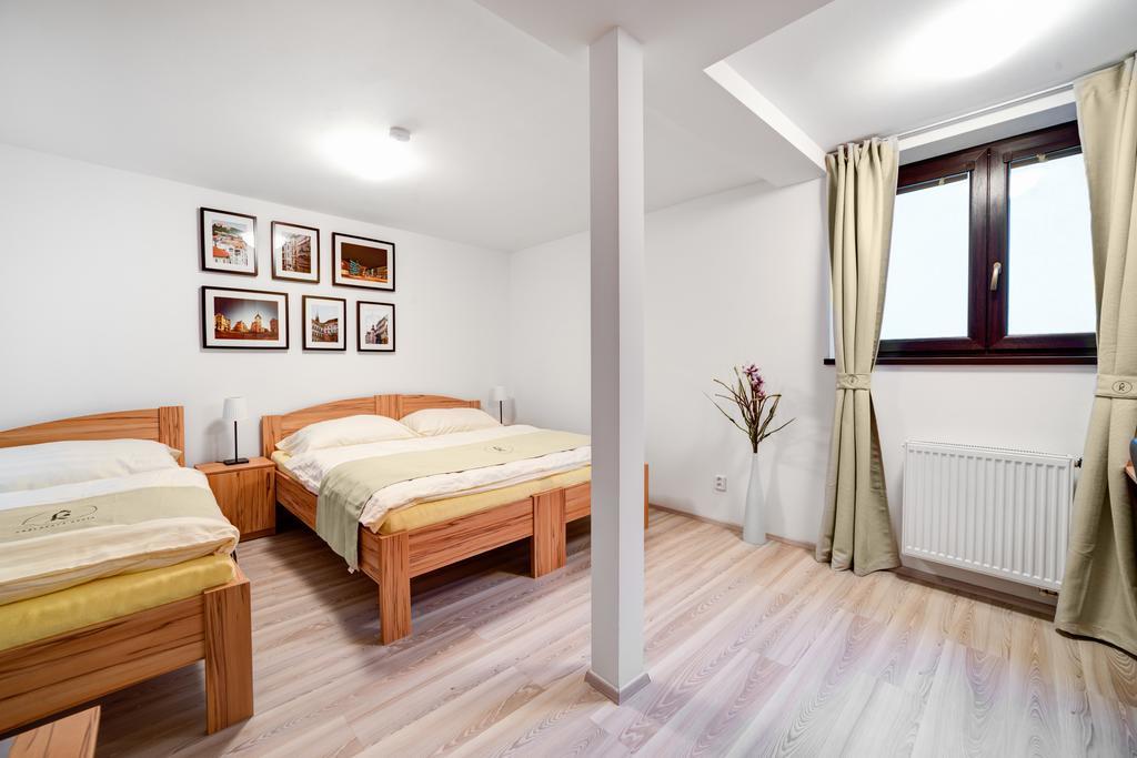 Penzion Kralovska Cesta ブルノ 部屋 写真