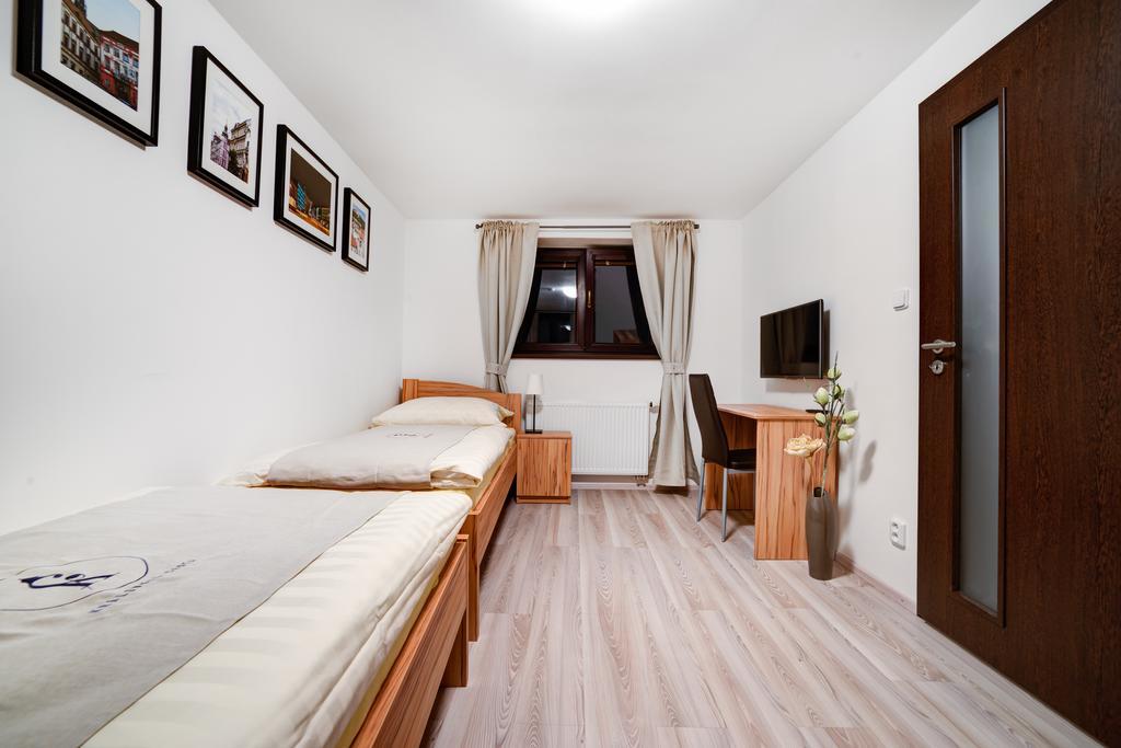 Penzion Kralovska Cesta ブルノ 部屋 写真